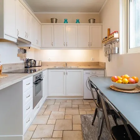 Leveque - Sea View - 3 Bedrooms Kassiopi