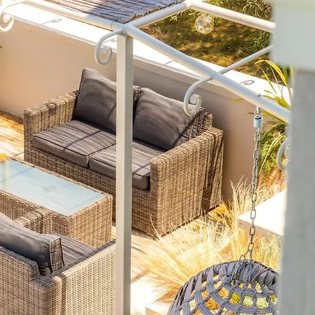 Leveque - Sea View - 3 Bedrooms Villa *
